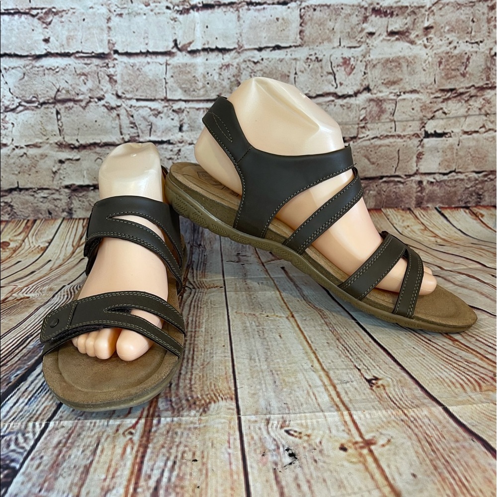 Khombu Brown Leather Ava Sporty Sandals Sz US 10